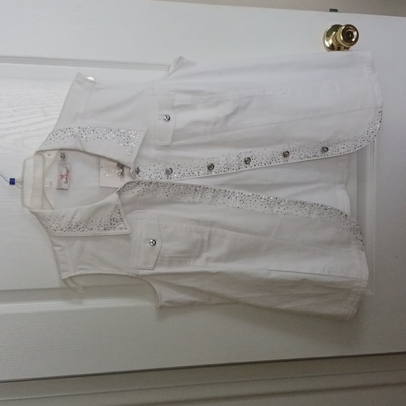 Quacker Factor White Rhinestone Vest - Picture 1 of 4